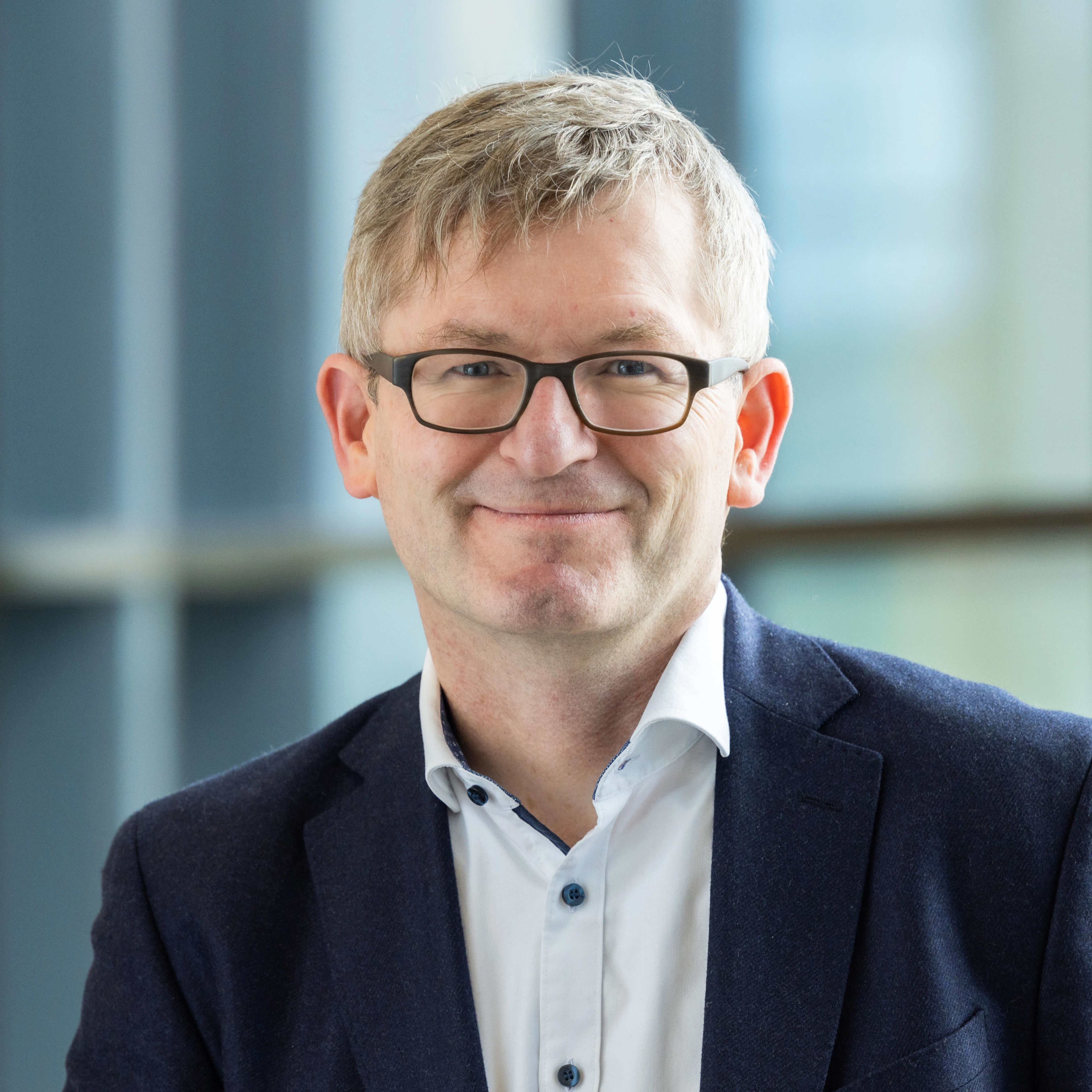 Porträt Helmut Schönenberger