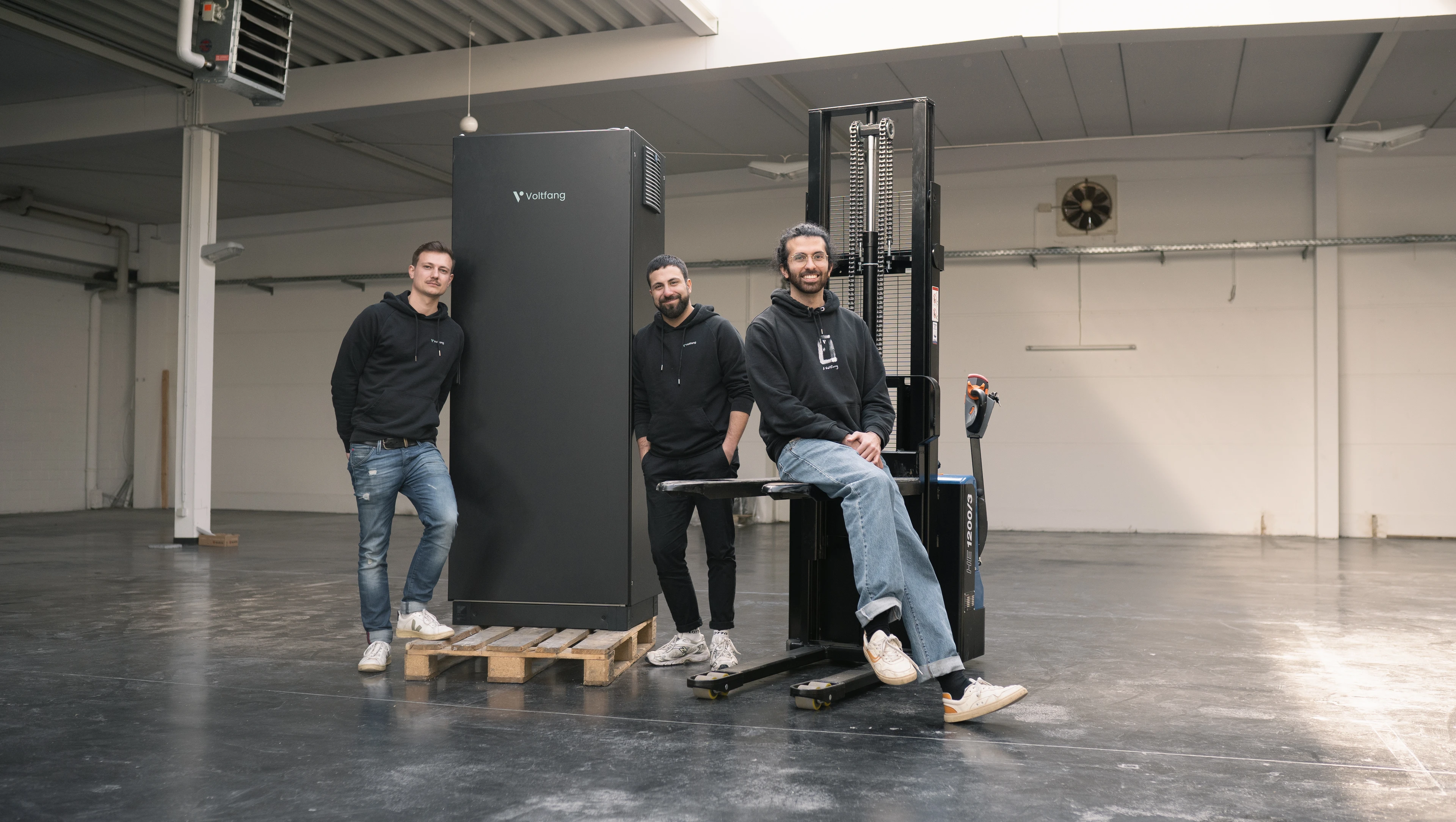 Gruender mit Voltfang 1 Indoor v2