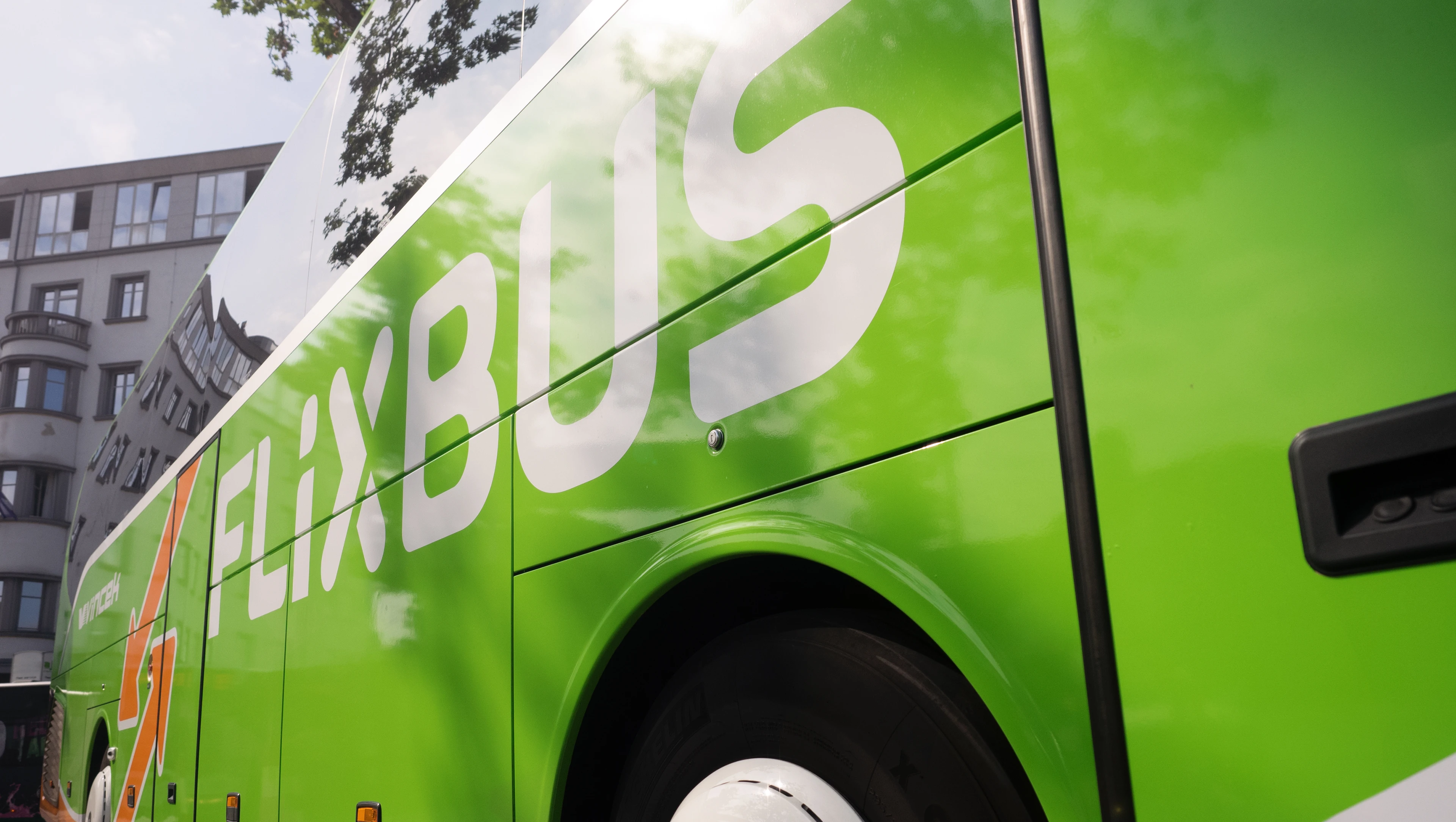 startups-blickfeled-flixmobility-flixbus-new-mobility